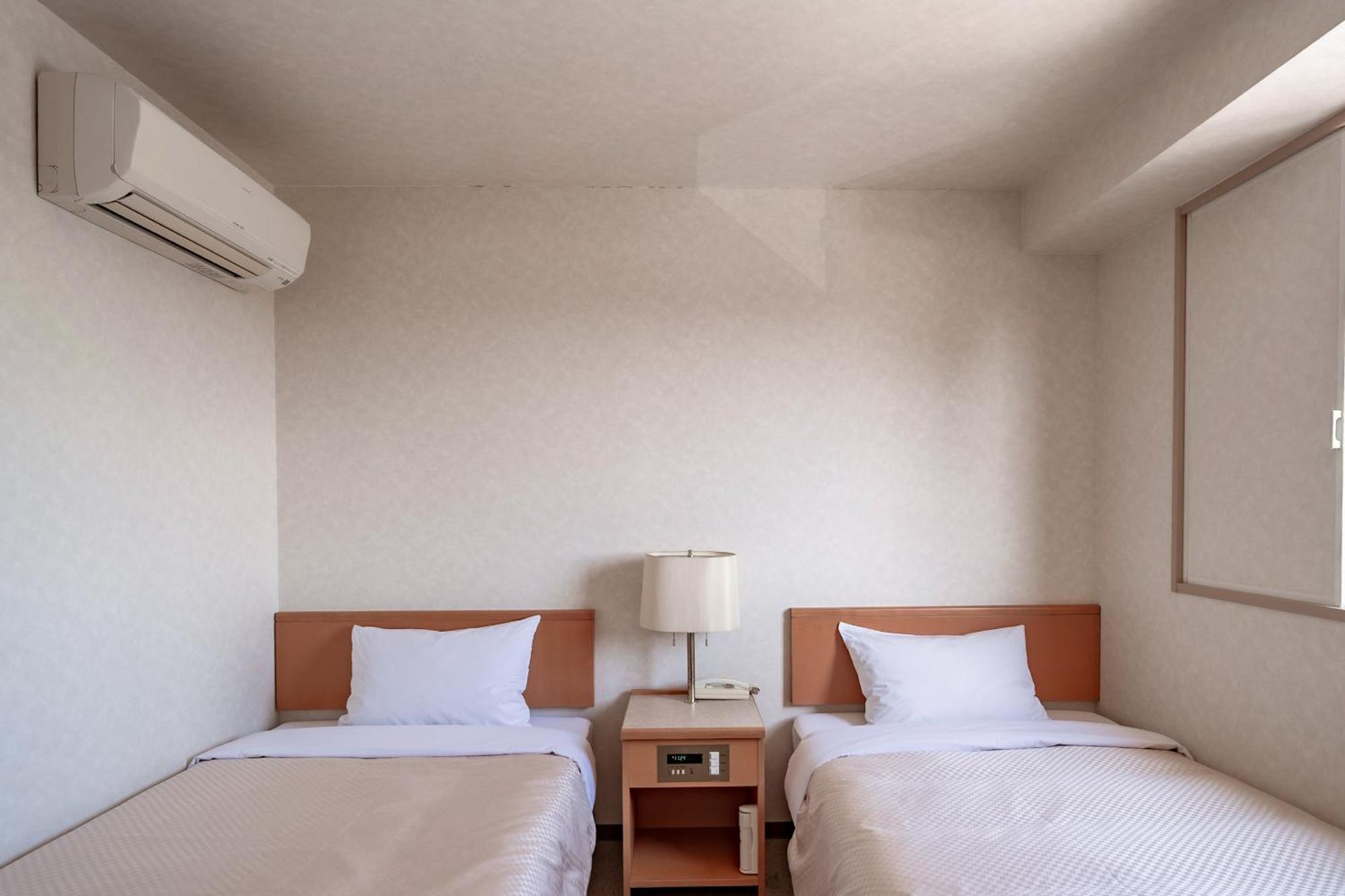 Business Hotel Kg Oita Exterior photo